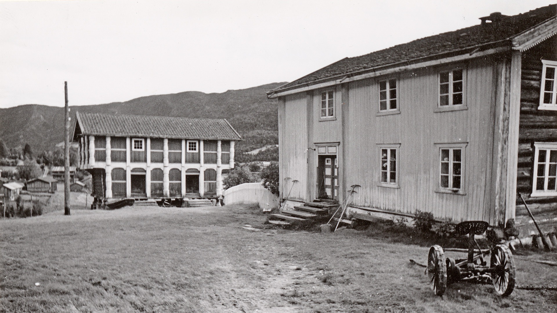 Kravik Mellom i første halvdel av 1900-tallet. Foto: Halvor Vreim (1895-1966) Riksantikvaren