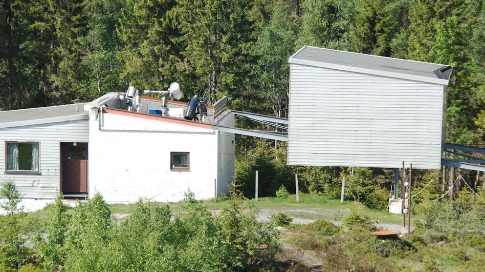 Bilde av Kikkerthuset ved Solobservatoriet. Foto: Tycho Brahe Instituttet