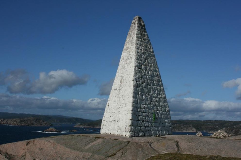 Bilde av Ryvingen varde i Mandal, Vest-Agder. Foto: Riksantikvaren
