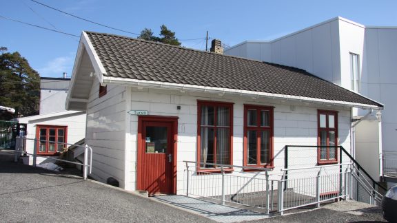 Bilde viser Forskningsstasjonen ved Flødevigen. Foto er lånt fra Statsbygg