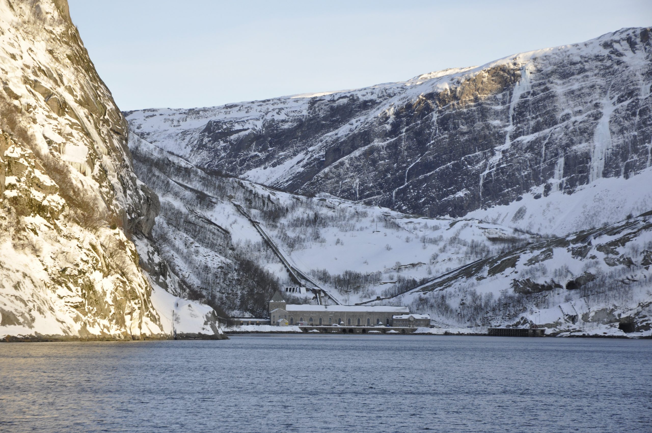 Glomfjord kraftverk vinter