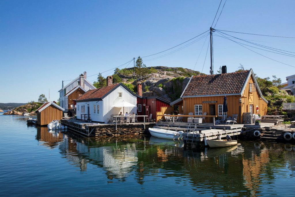 Ventar på ekstremvêret Amy: Ny-Hellesund.