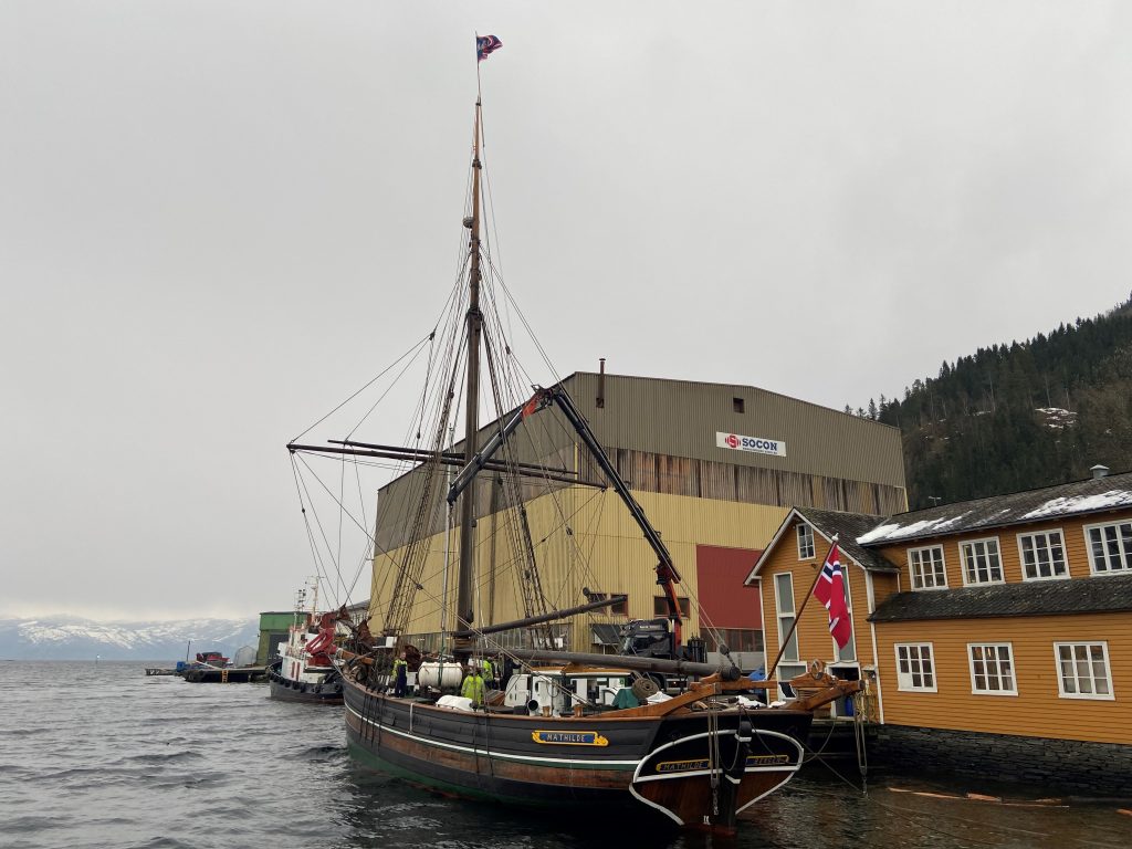 Meir boltreplass for smed og riggar 1