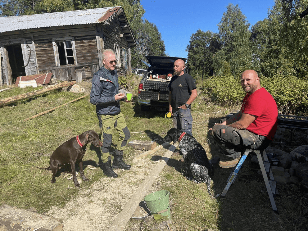 Hunder og folk trives.