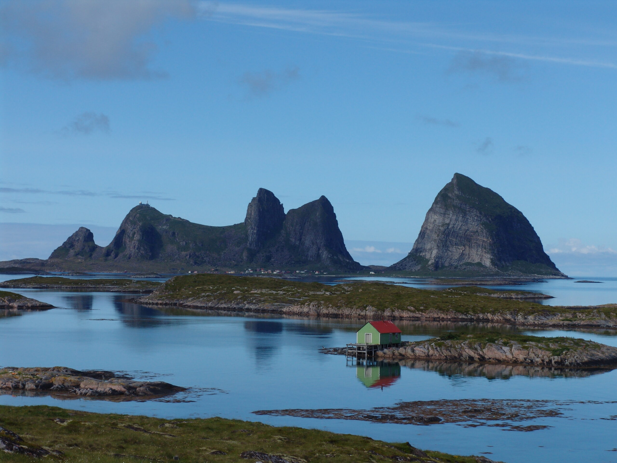 Træna og øya Sanna er av dei 15 landskapa i Nordland som har kome med i Riksantikvarens oversikt.