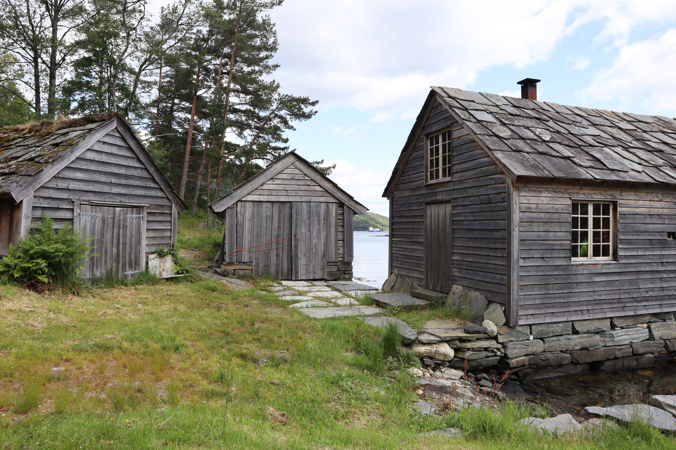 Gjenoppbygging av naust i Stekka 5